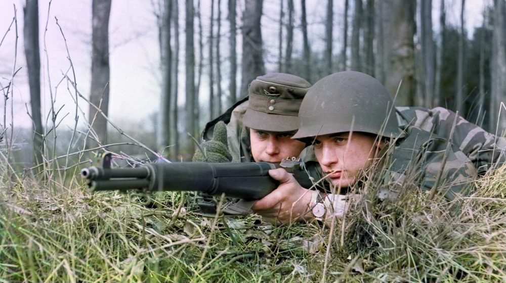 Rekruten in der Ausbildung 1957 (Quelle: Bundeswehr, nachkoloriert)