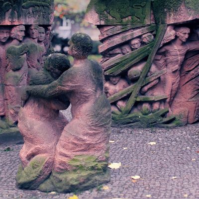 Denkmal „Block der Frauen“ zu den Rosenstraßenprotesten (Foto: OTFW, CC BY-SA 2.5) 