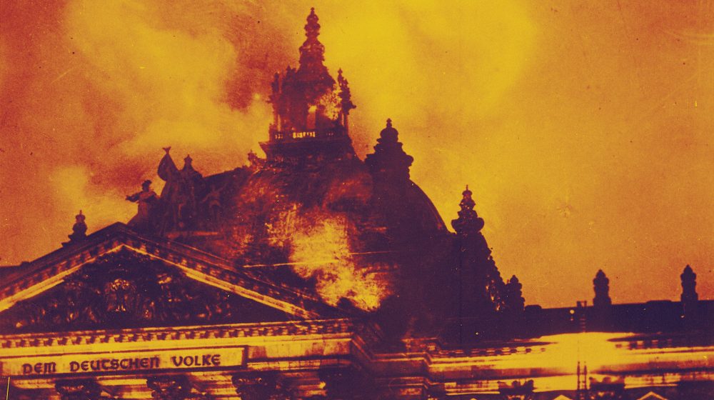  Reichstagsbrand 1933 (Foto: Bundesarchiv, Bild 183-R99859, CC BY-SA 3.0 DE)