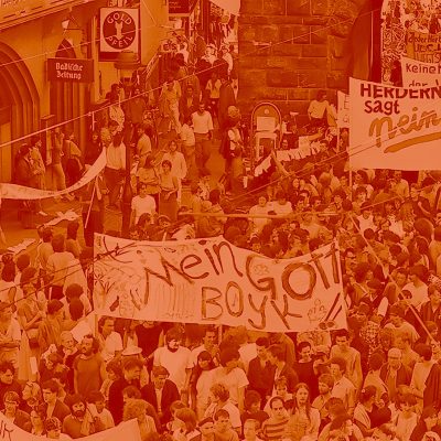 Demonstration gegen die Volkszählung in Freiburg (Quelle: Staatsarchiv Freiburg, Foto: Marlis Decker, CC BY 4.0) 