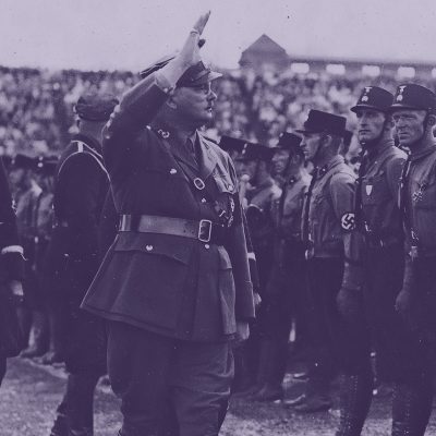 SA-Chef Röhm neben SS-Chef Himmler 1933 (Quelle: Nationales Digitales Archiv Polen)