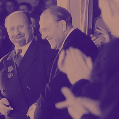 Verleihung des Karl-Marx-Ordens an Walter Ulbricht (Quelle: Bundesarchiv, Bild 183-19634-0001, CC-BY-SA 3.0)