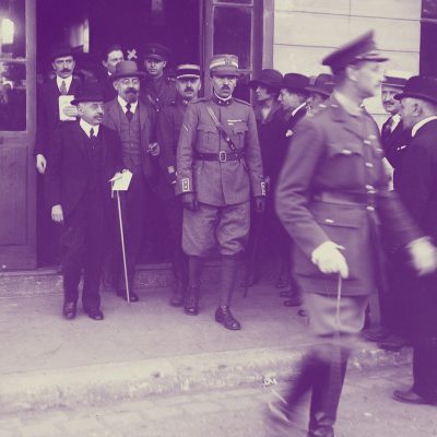 Ankunft des österreichischen Bundeskanzlers Renner in Saint-Germain (Quelle: BnF / Nationalbibliothek)