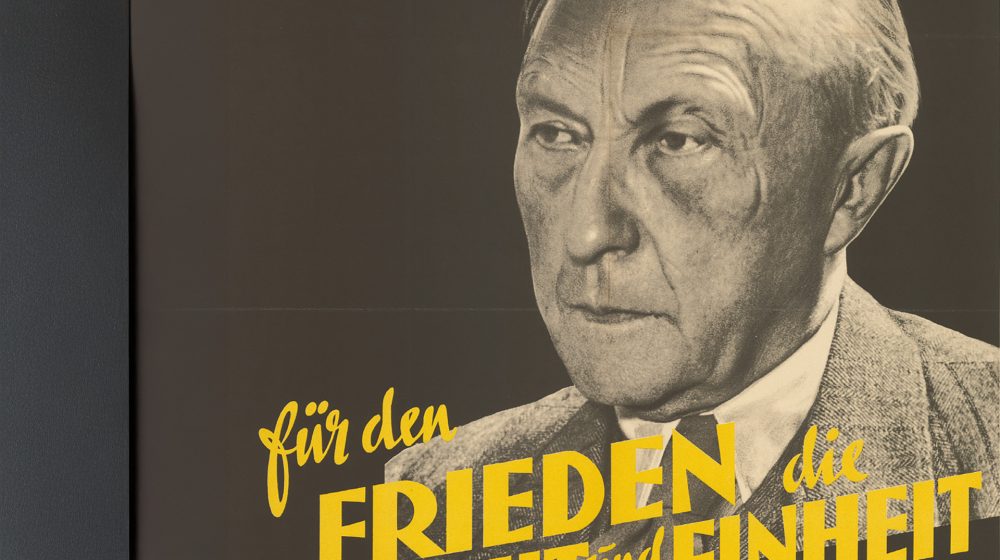 Wahlplakat für Konrad Adenauer (Quelle: KAS, CC BY-SA 3.0 DE)