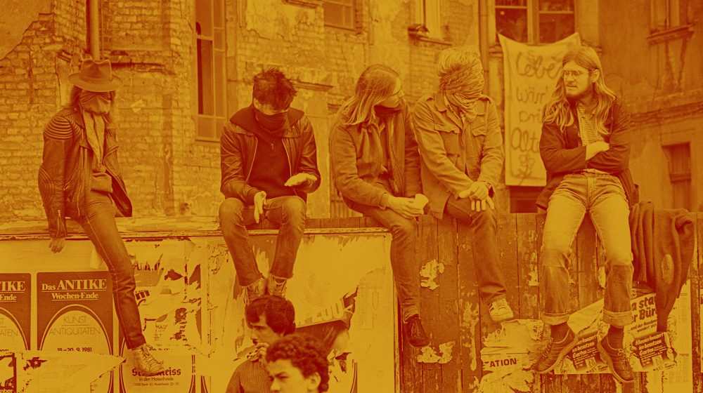 Hausbesetzer in Berlin-Kreuzberg 1981 (Quelle: Tom Ordelman, CC BY-SA 3.0)