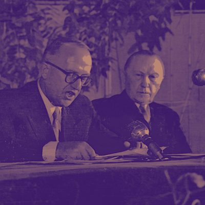 Staatssekretär Hallstein und Kanzler Adenauer (Quelle: Landesarchiv Baden-Württemberg, Staatsarchiv Freiburg CC BY 4.0)