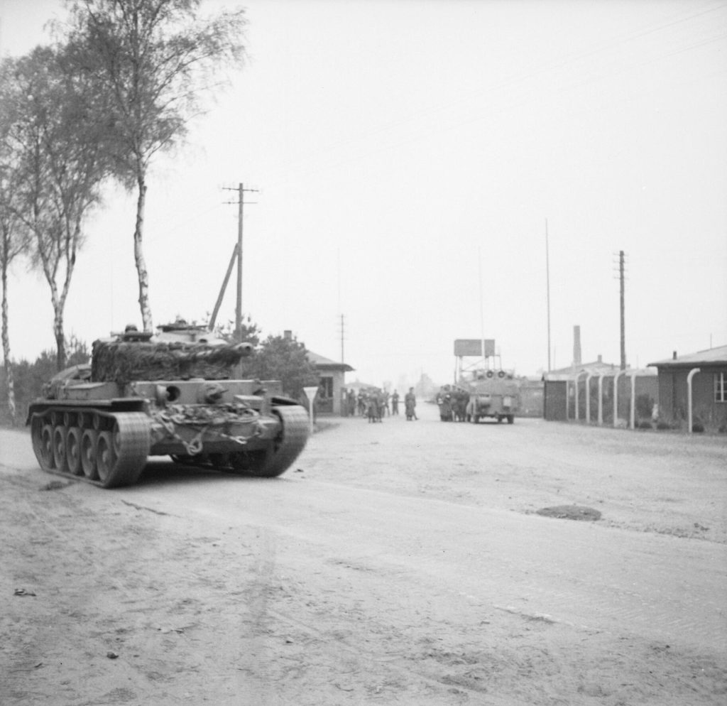 Britische Einheiten befreien das Konzentrationslager Bergen-Belsen, April 1945