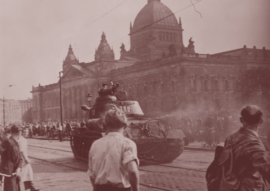 Photograph Soviet tanks in Leipzig
