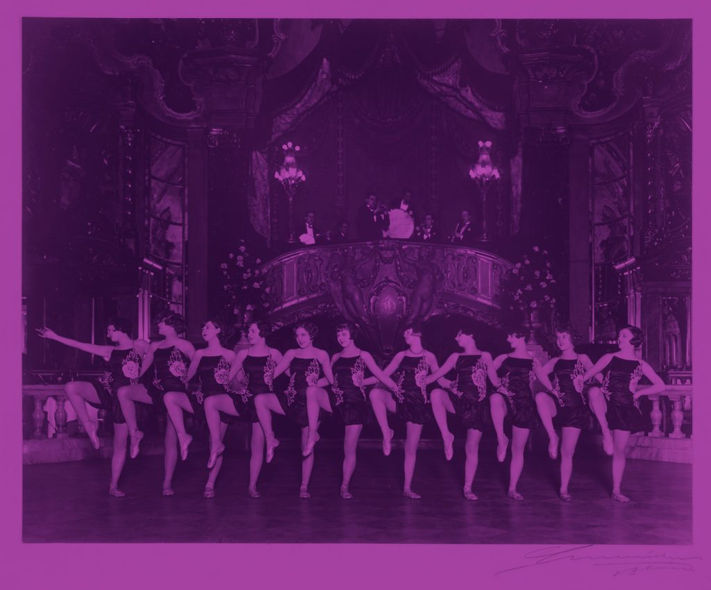 Fotografie Tanzrevue im Berliner Metropol Theater