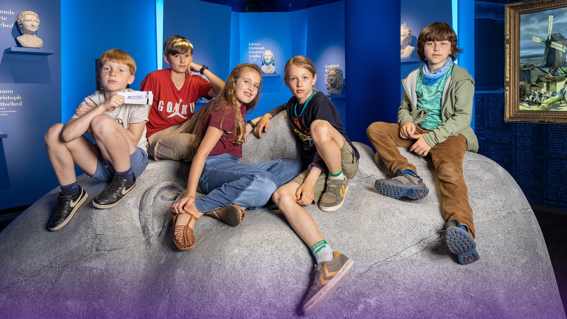 Kinder im Raum der Epoche Aufklaerung im Deutschlandmuseum